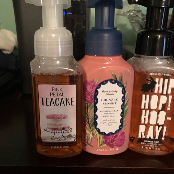 NWT Bath & Body Works 6 Pc Bundle Gentle Foaming Hand Soap - Picture 4 of 7